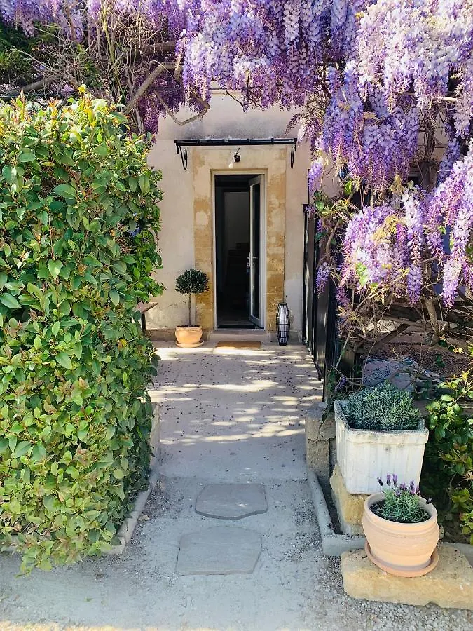 Holiday home Le Mas Des Glycines Salon-de-Provence France