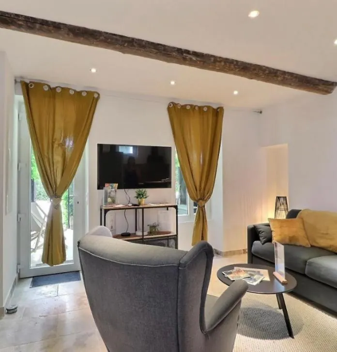 Le Mas Des Glycines Salon-de-Provence Semesterbostad